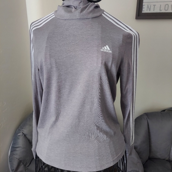 Woman Adidas long sleeve hooded top, light Grey, size small - Picture 2 of 6